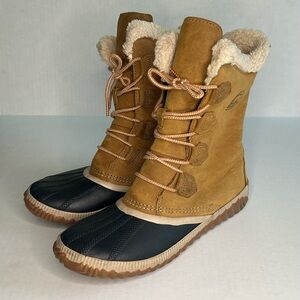 Sorel Size 9.5 Women's Tan & Black Waterproof Winter Boots